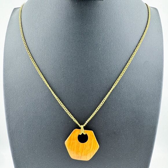 Vintage Hexagonal Wood Pendant Necklace Retro Geometric Minimalist - Picture 7 of 9